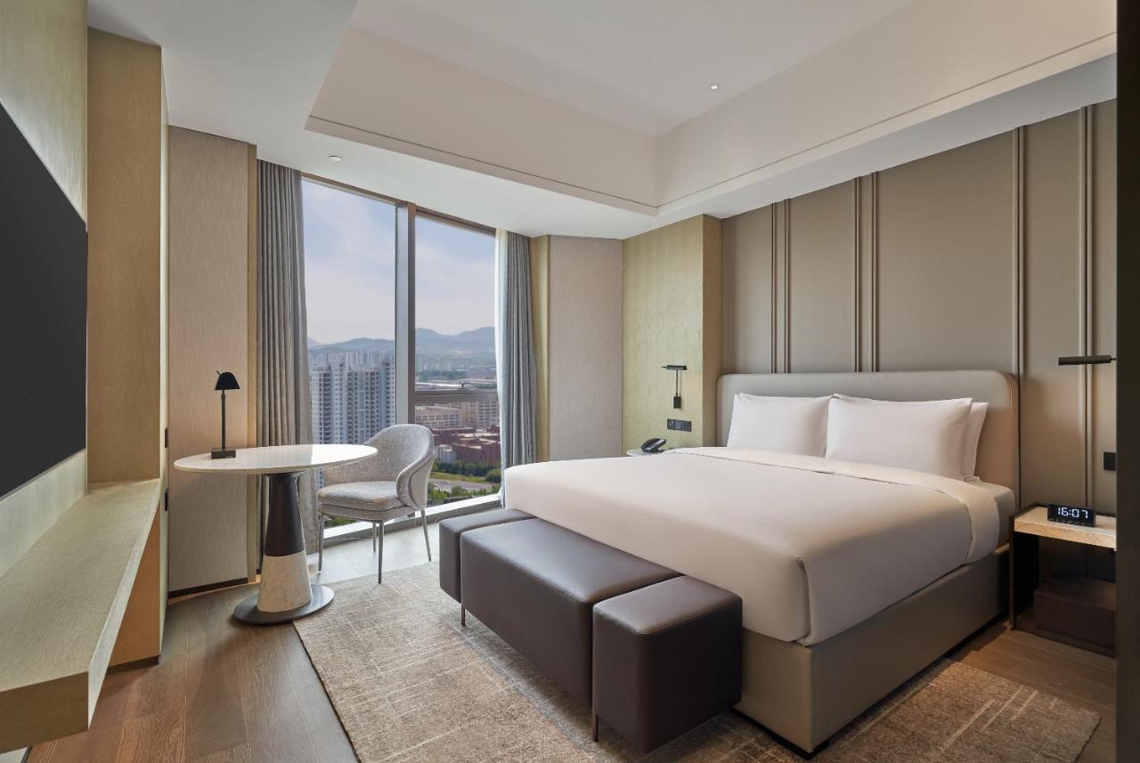 Hyatt Place Yantai Development Zone Exterior photo