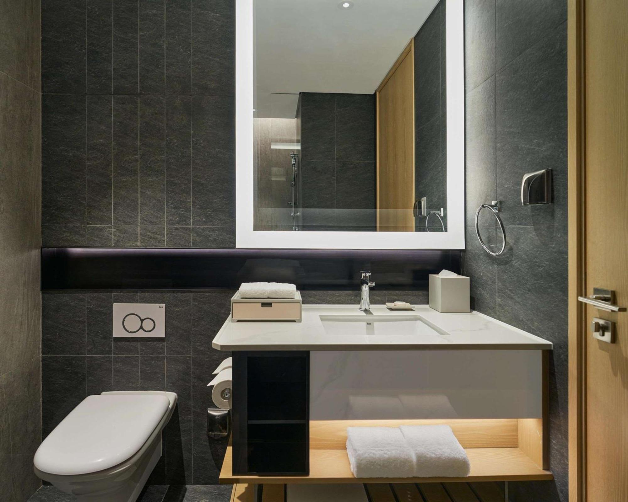 Hyatt Place Yantai Development Zone Exterior photo